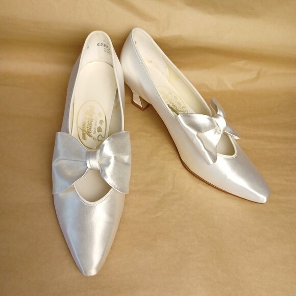 Vintage Shoes - Vintage 80s Dyeable Satin Wedding Shoes